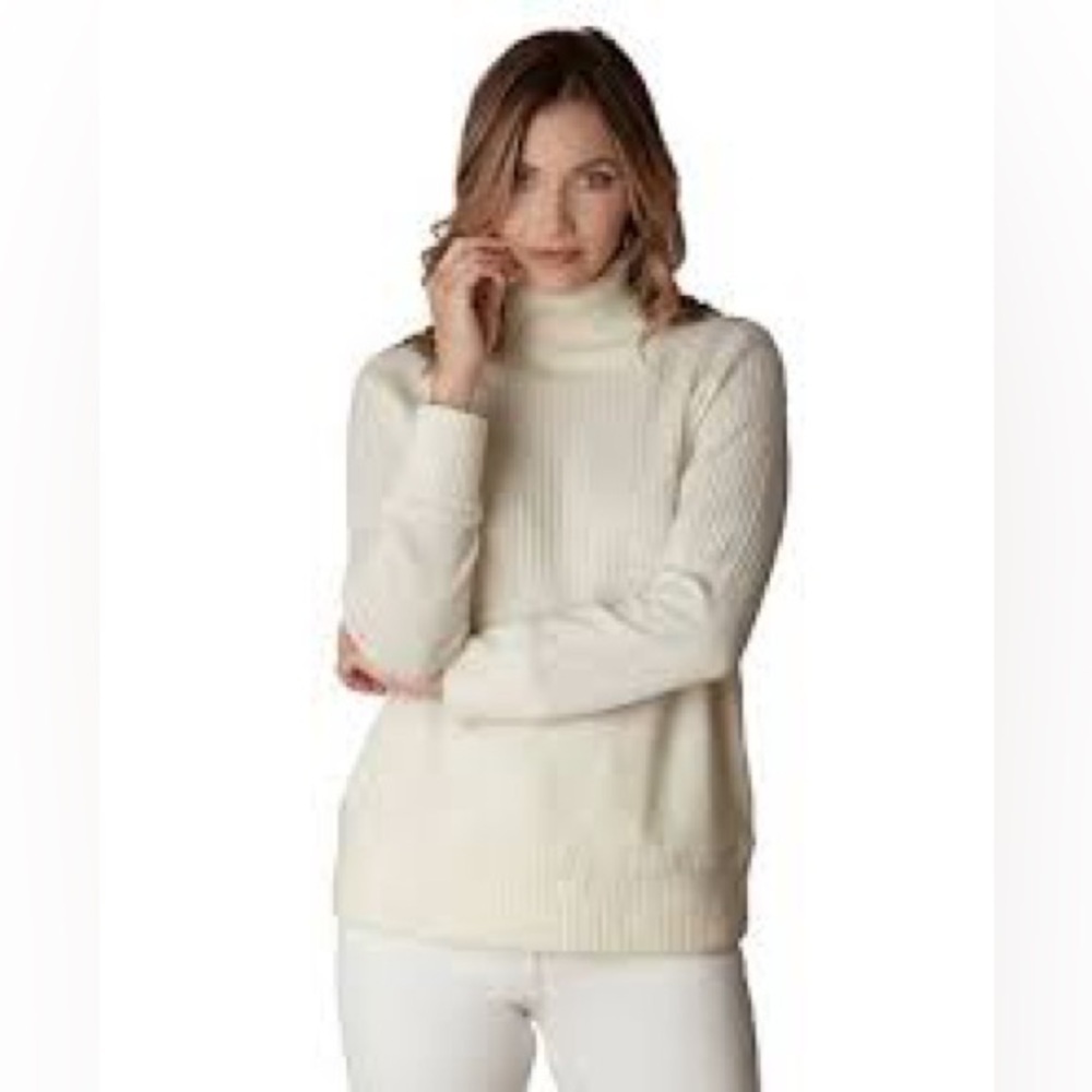 On 34th cream sweater like new condition size medium